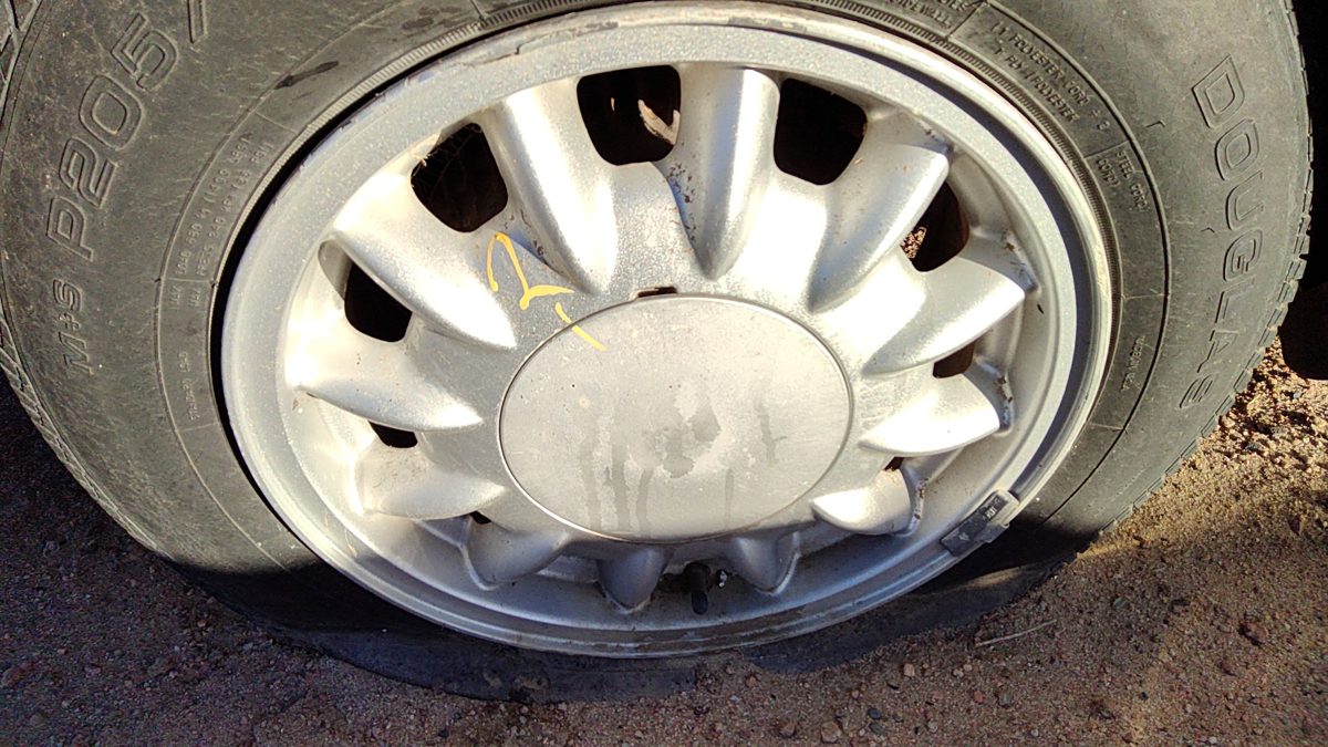 1996-1999 Olds 88 15 Aluminum Wheel Factory Rim 12 Slot Oem #2 12362276