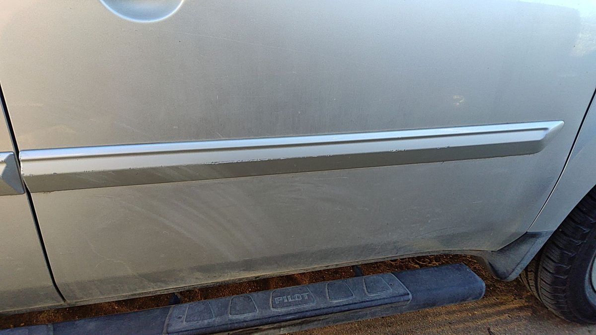 2009 Honda Pilot Passenger Right Front Moulding From Door Trim Strip Silver Si