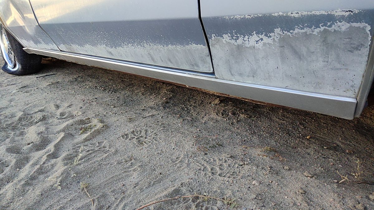 1984 Deville Sedan Passenger Right Lower Rocker Panel Moulding Side Chrome Oem