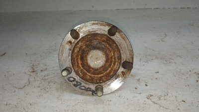 1990-1994 Eagle Talon Wheel Hub Rear Without Abs Mb515400