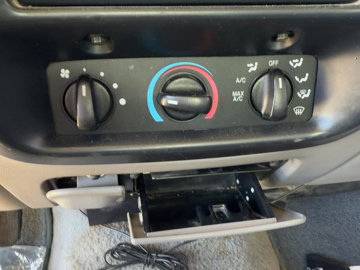 1996 Ford Ranger Heater A/c Control