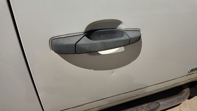 2008 Chevy Silverado 2500 Outside Door Handle