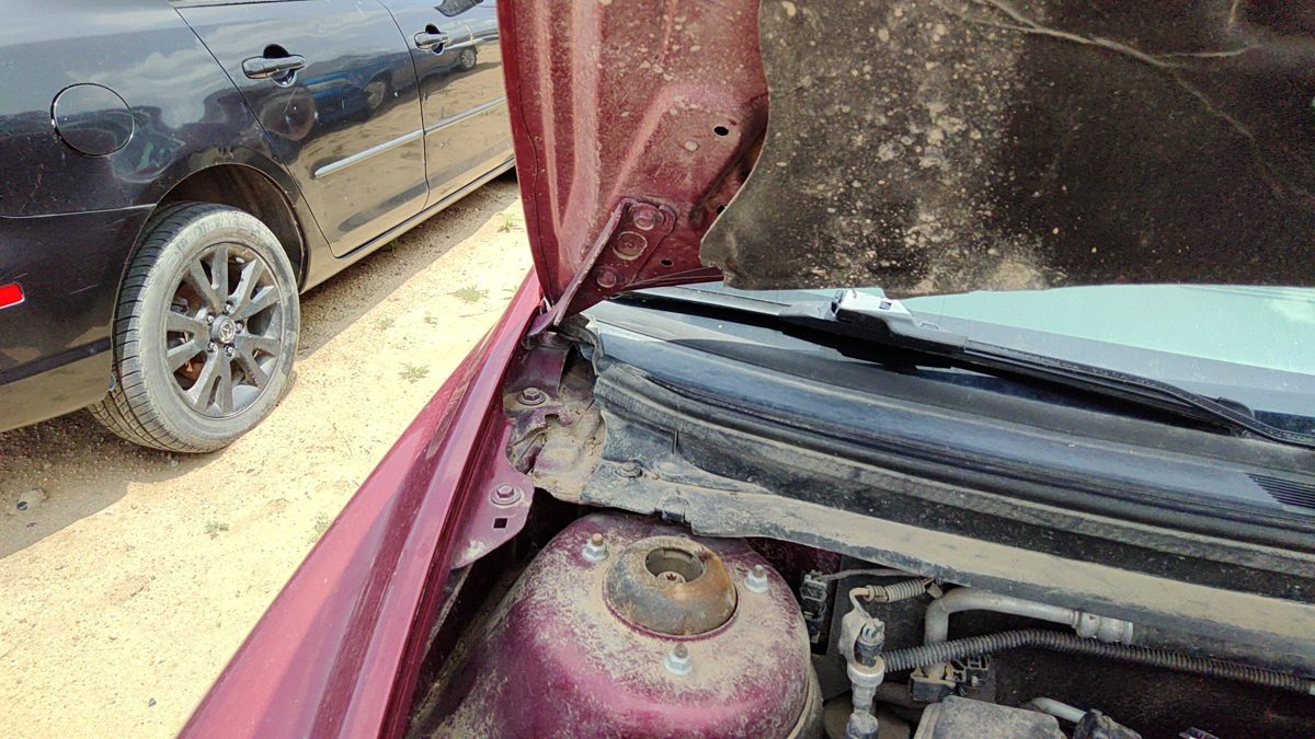 2009 Chevy Malibu Hood Hinge