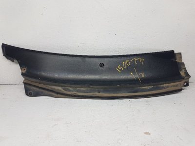 1999 Mercury Cougar Passenger Right Windshield Wiper Cowl Vent Panel Oem Trim