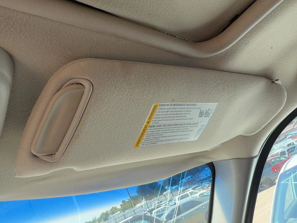 2005 Suburban 1500 Sun Visor