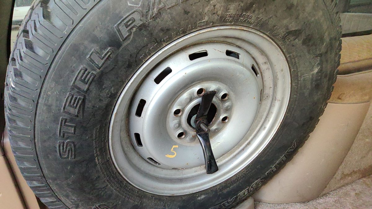 1992-1999 Chevy Suburban 16 Steel Wheel Oem Factory Rim #5 09591697
