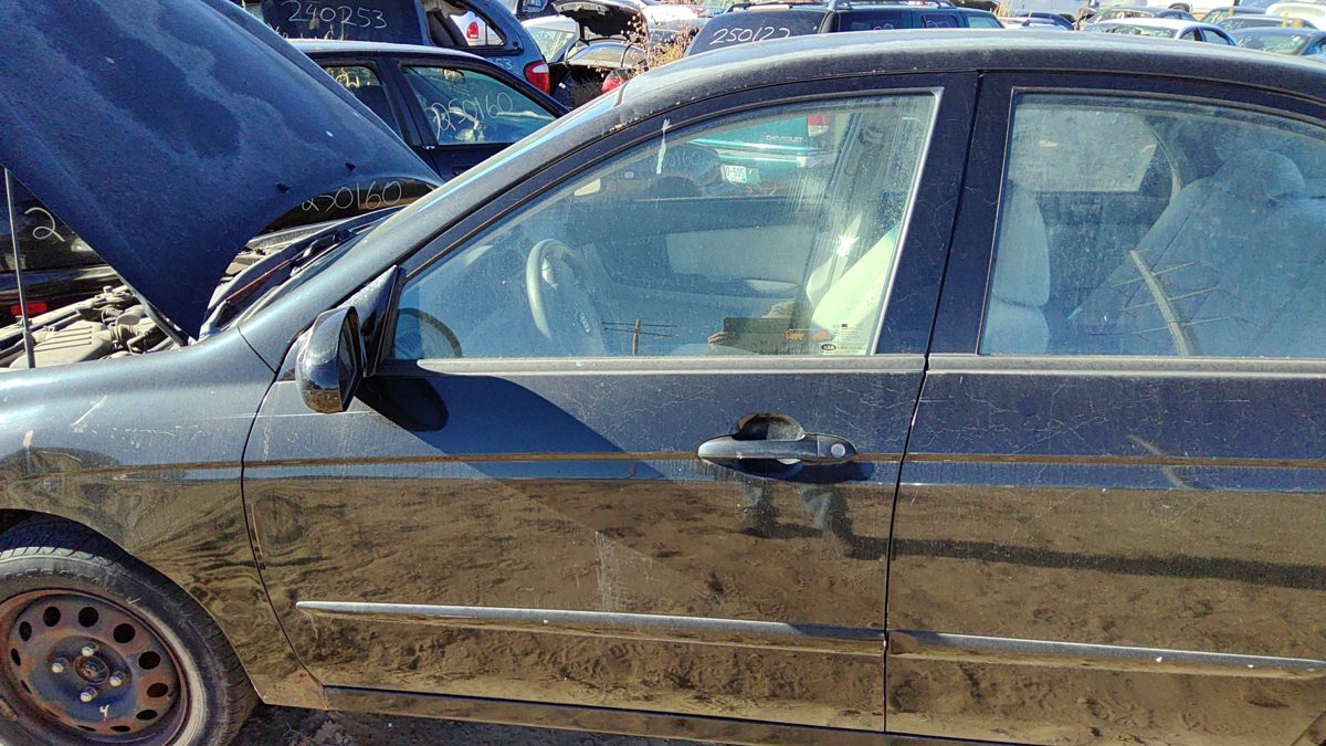 2005 Kia Spectra Front Door