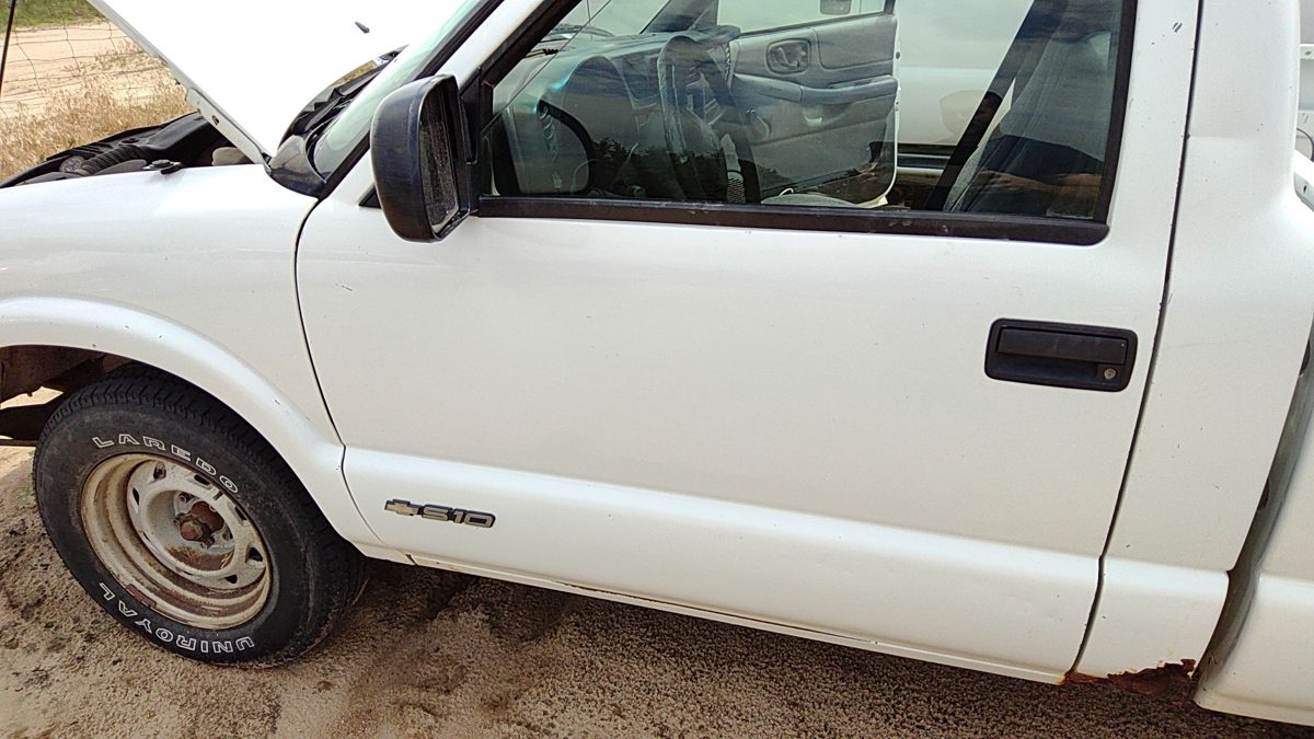 1999 S10/s15/sonoma Truck Front Door