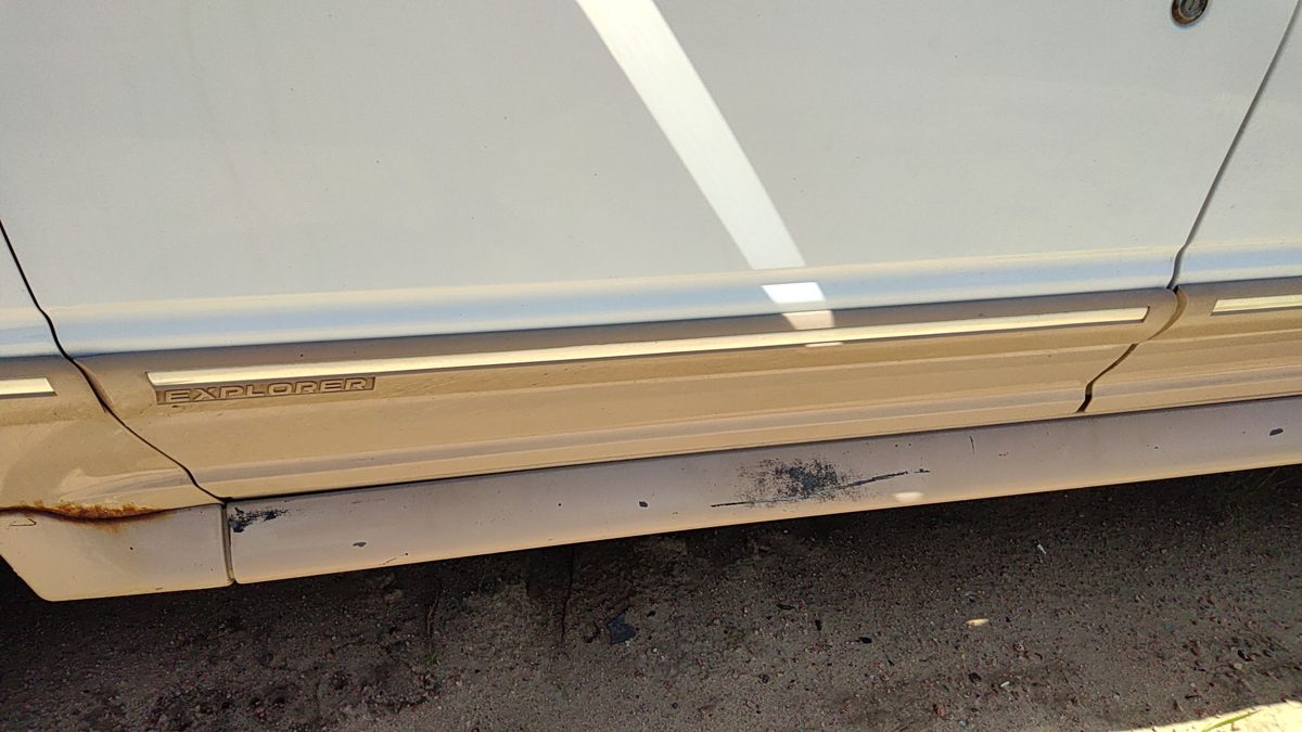 1993 Ford Explorer Driver Left Front Moulding From Door Oem Trim Strip White