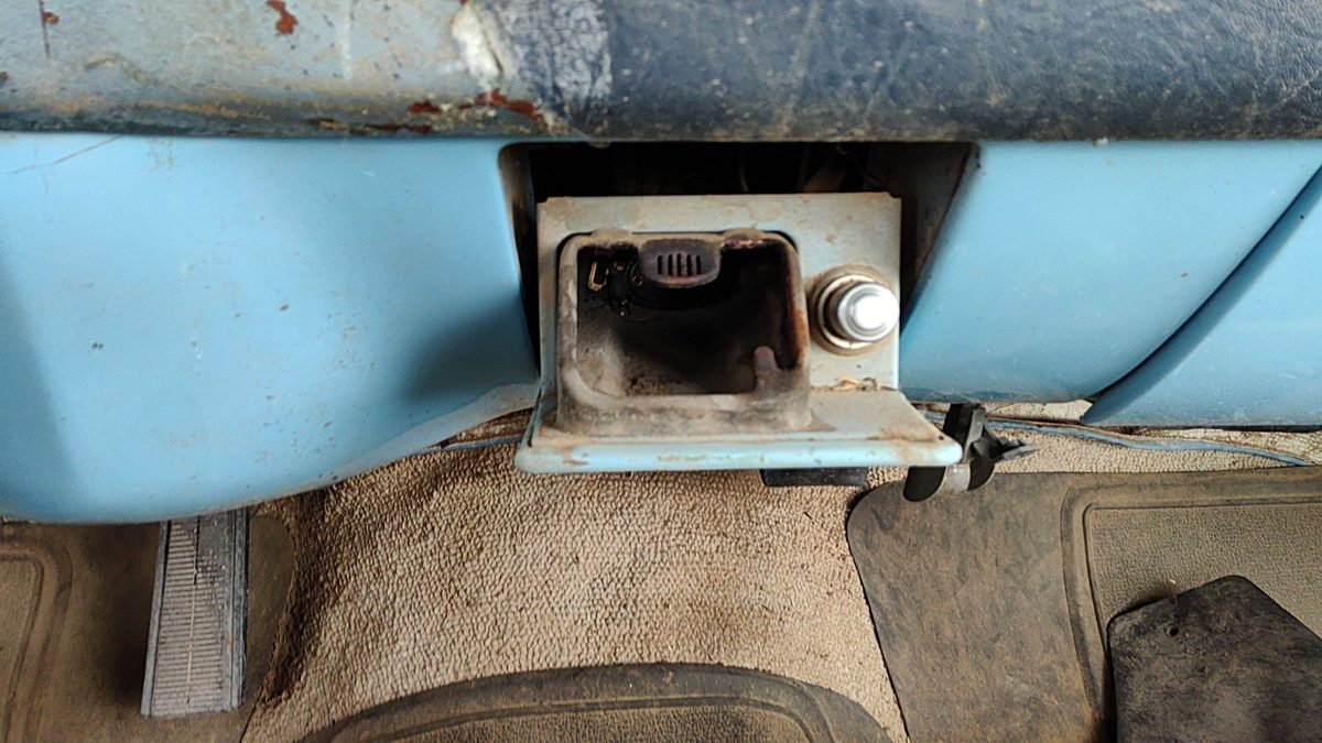 1973 Chevy C10 Ash Tray Assembly Oem Slide Out Dash Blue
