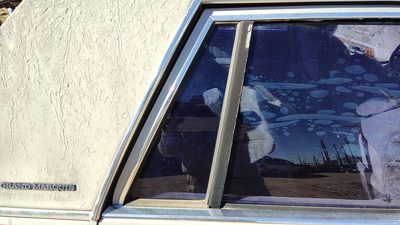 79-91 Grand Marquis Passenger Right Rear Vent Window Back Door Glass With Frame