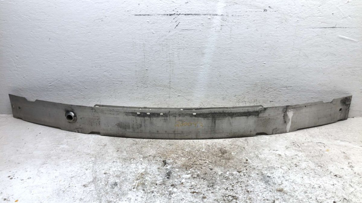 2012-2015 Mercedes C300 Front Bumper Reinforcement Bar Bracket Oem 2046204100