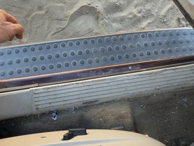 2004 Dodge Durango Driver Left Lower Sill Step Moulding Trim Panel Oem Gray Hjj1
