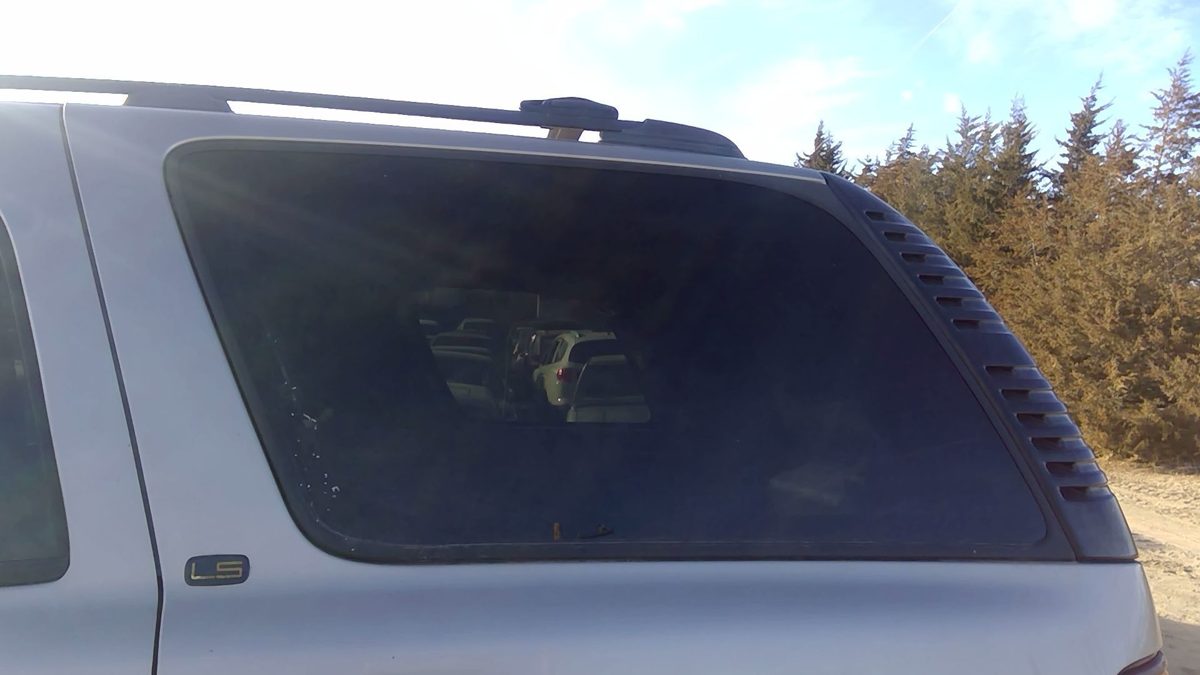 2000-2006 Chevy Tahoe Driver Left Rear Quarter Glass Back Side Window Oem