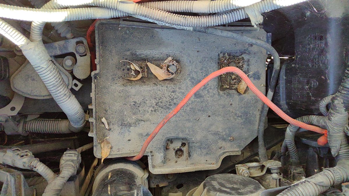 2005 Kia Spectra Battery Tray