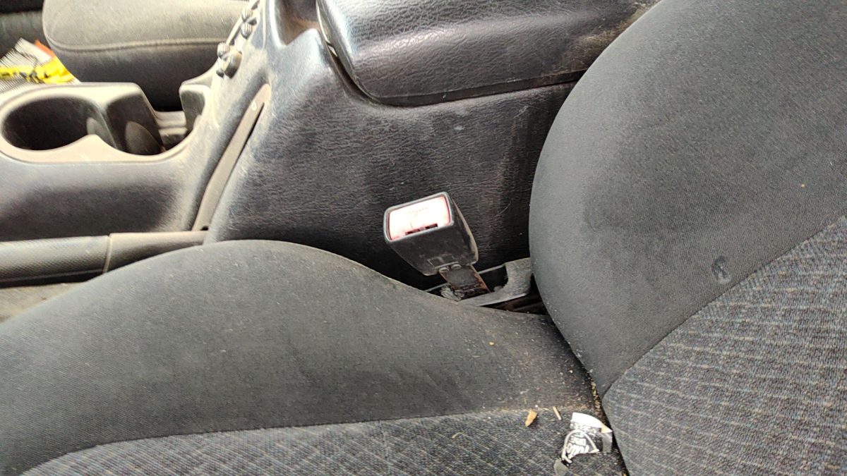 2002 Jeep Liberty Front Seat Belt
