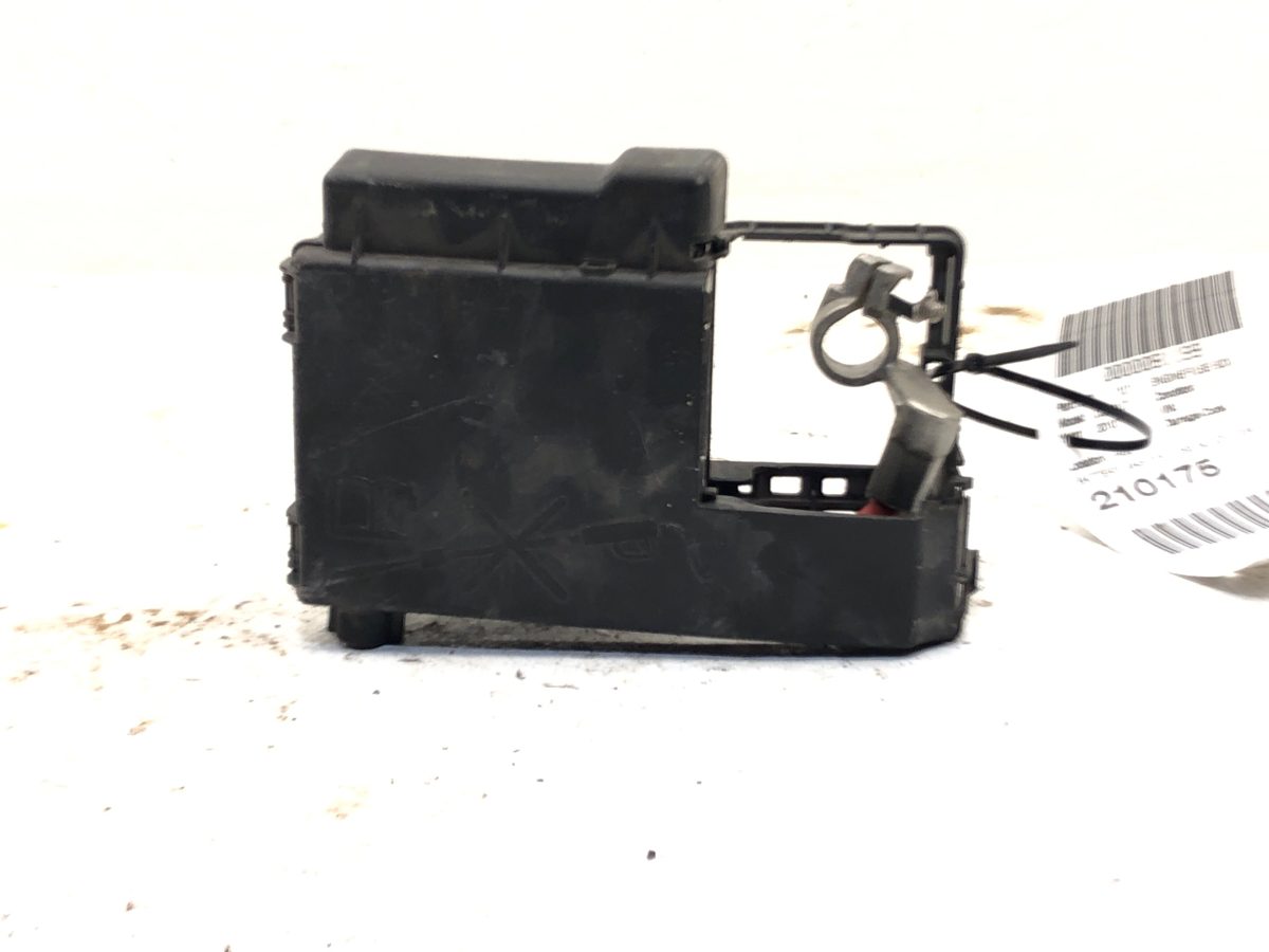2008-2010 Chevy Cobalt Battery Master Fuse Block 2.2L Oem 13285114