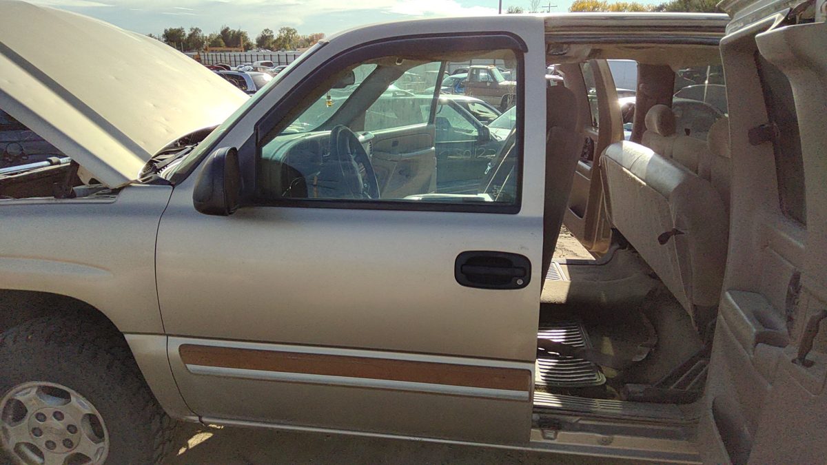 2004 Chevy Silverado 1500 Front Door