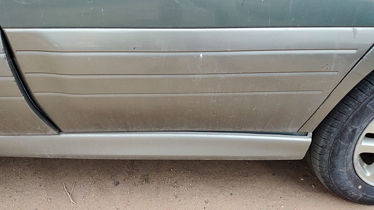 2000-2004 Legacy Outback Driver Left Rear Moulding From Door Oem Back Trim Strip