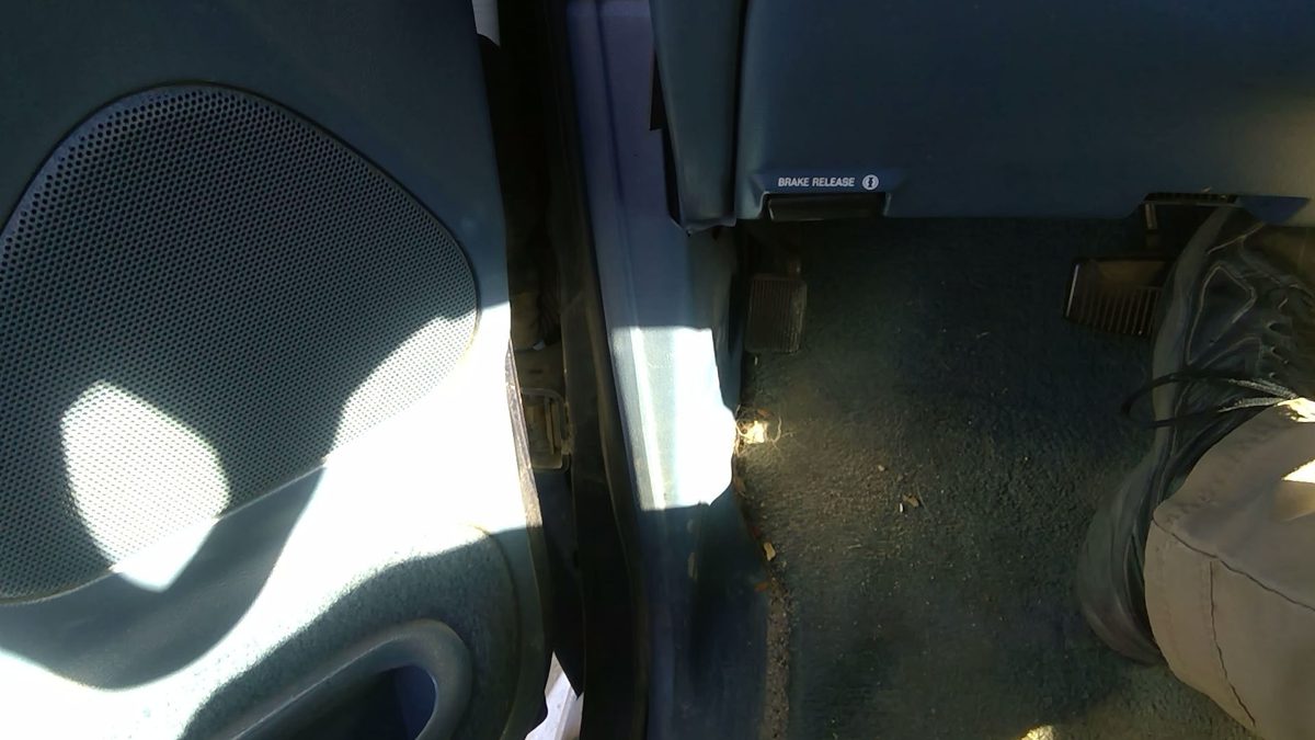 1995 Ford Explorer Driver Left Lower Kick Trim Panel Oem Blue