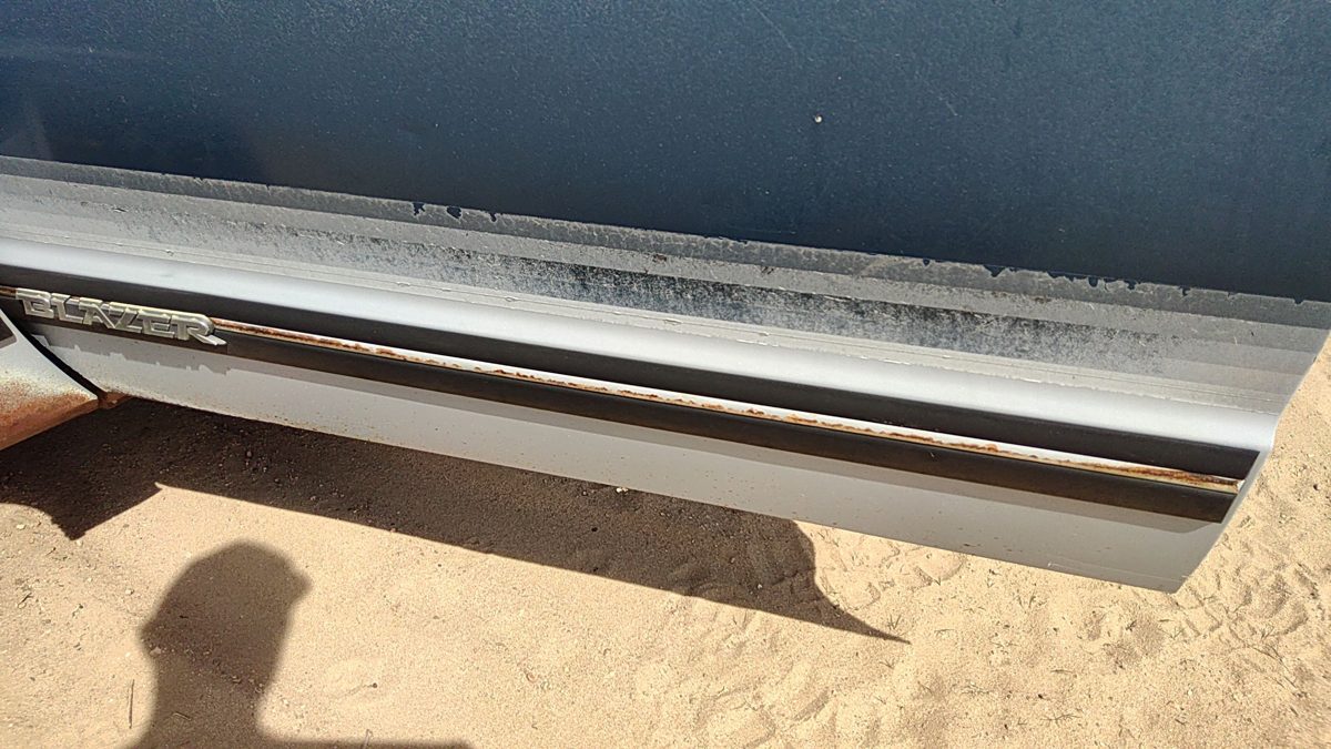 1994 Chevy S10 Blazer Driver Left Front Moulding From Door Oem Trim Strip
