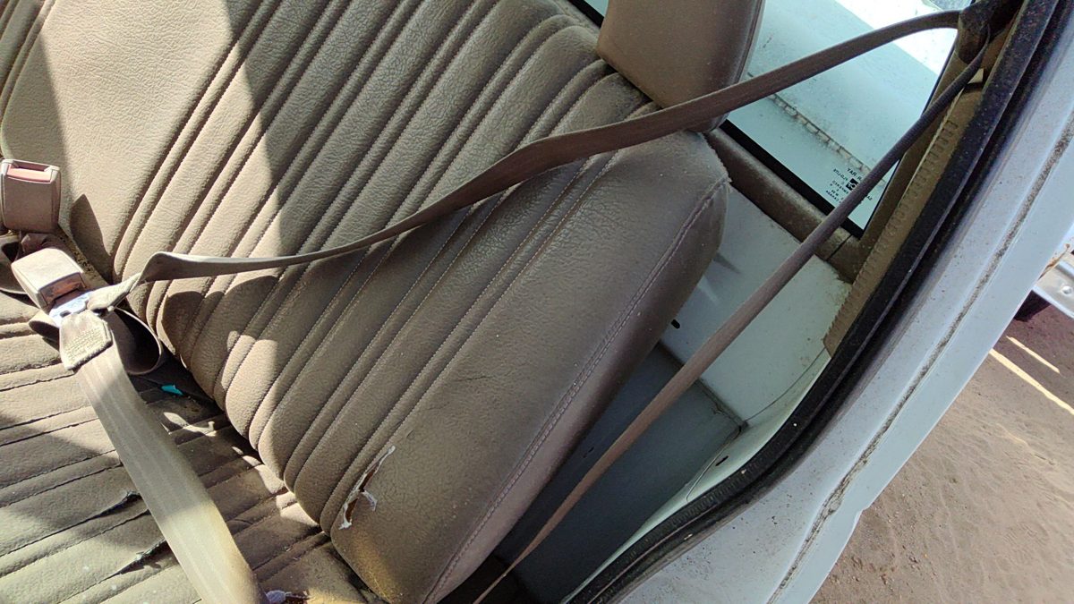 1994 Chevy Silverado 1500 Driver Left Front Seat Belt Retractor Oem Shoulder Tan