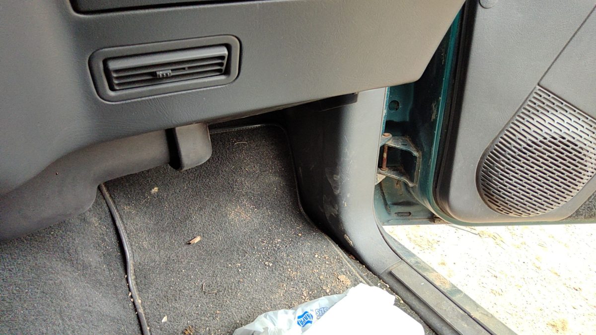 1996 S10 Blazer Passenger Right Lower Kick Trim Panel Oem Gray