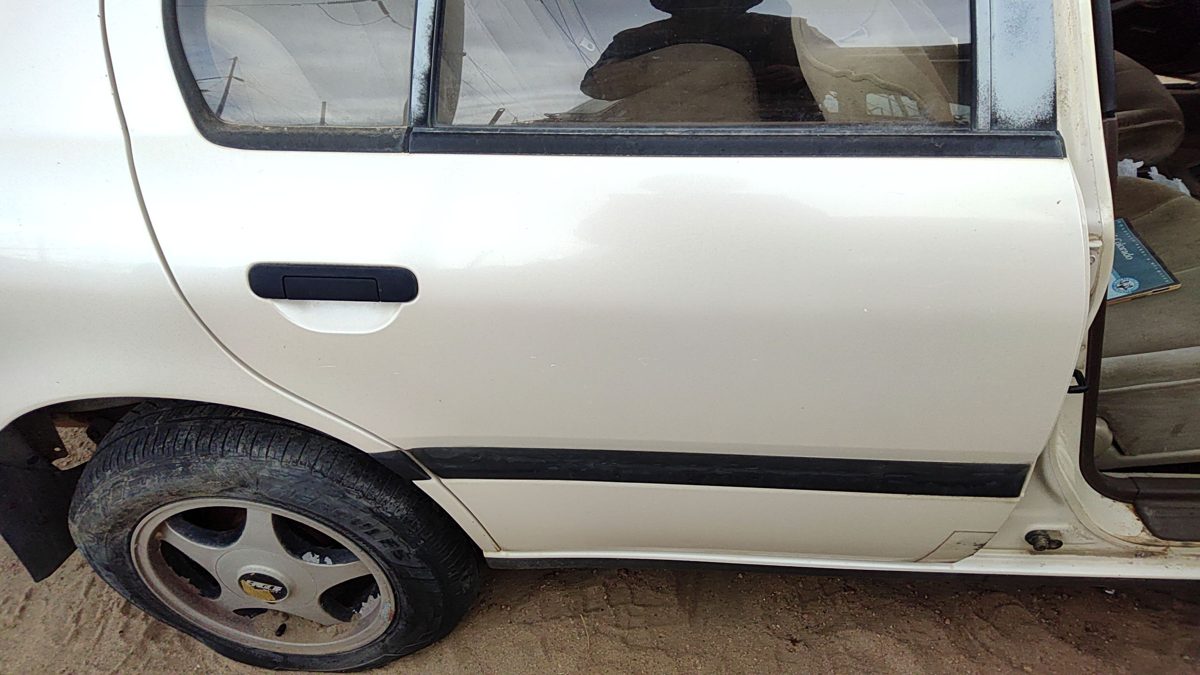 1993 Infiniti G20 Rear Door