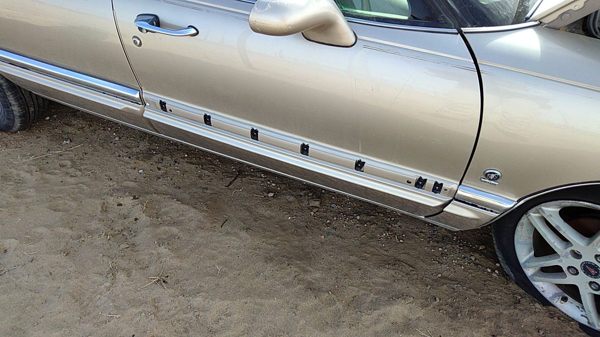1992 Buick Park Ave Front Door