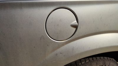 01-07 Caravan Fuel Tank Door Wth Hinge Gas Lid Filler Ps2 Bright Silver Metallic