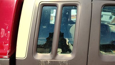 1980-1991 Ford F150 Passenger Right Rear Quarter Glass Back Side Window Oem