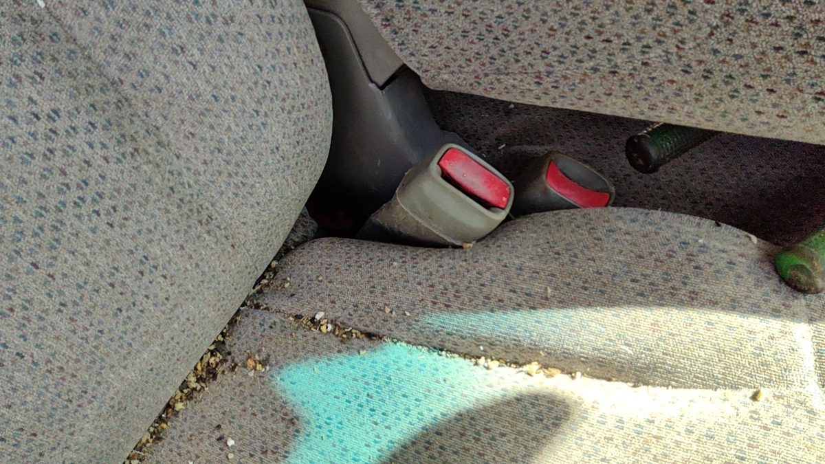 99 Silverado 1500 Passenger Right Front Seat Belt Buckle Receiver Oem Gray 92D