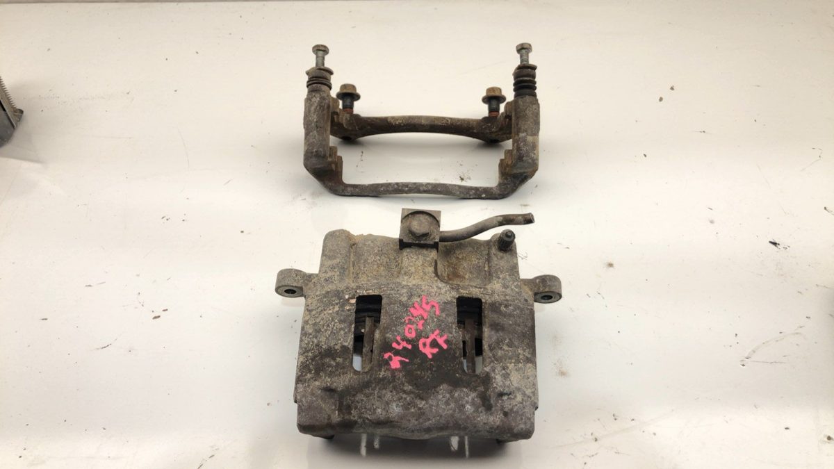 1999 2000 Ford Ranger Passenger Right Front Brake Caliper With Bracket Oem