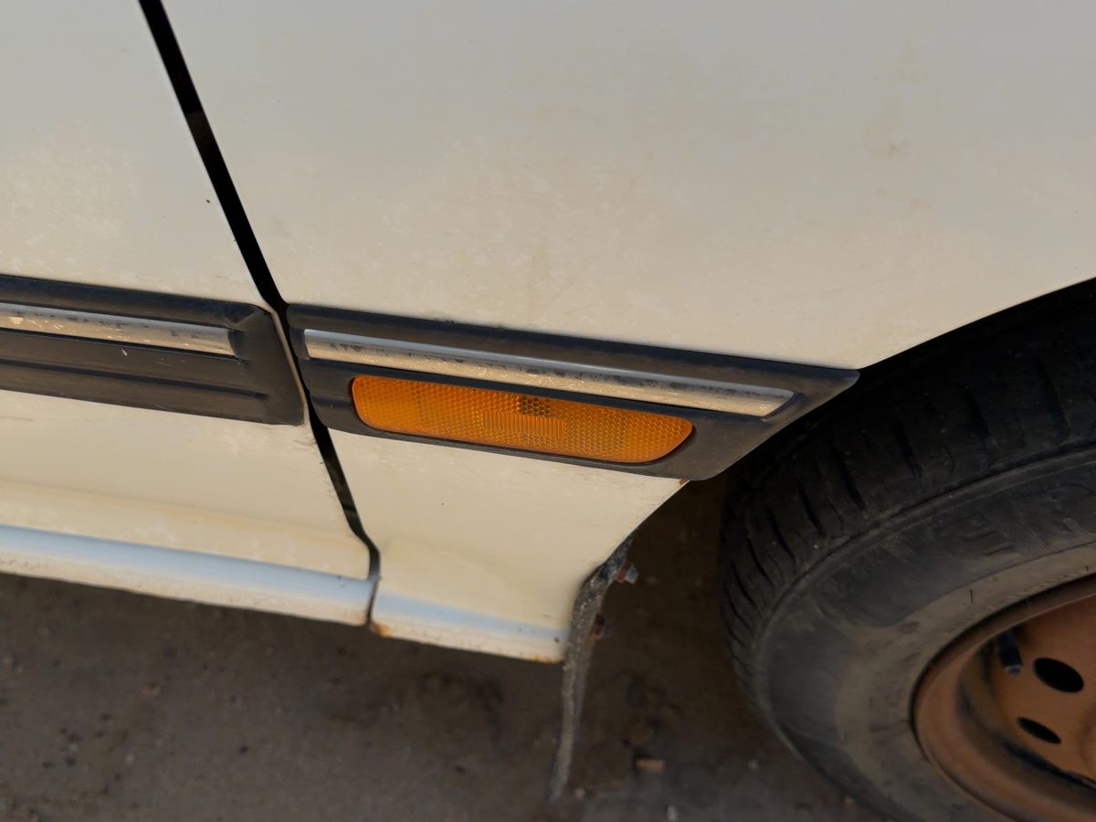 1994 Subaru Legacy Rhd Passenger Right Moulding From Fender Oem Trim Strip