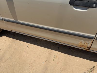 1999-2003 Mazda Protege Dx Driver Left Front Moulding From Door Oem Trim Strip