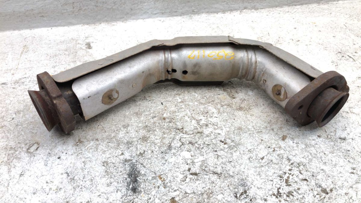 2007 Pontiac Grand Prix Front Exhaust Cross Over Pipe Oem Manifold 3.8L