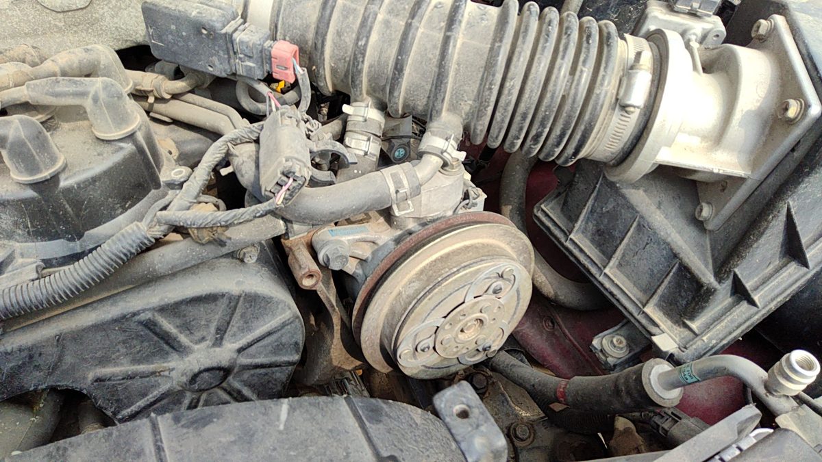 93-95 Nissan Pathfinder Ac Compressor Air Conditioner Pump Assembly Oem 3.0L