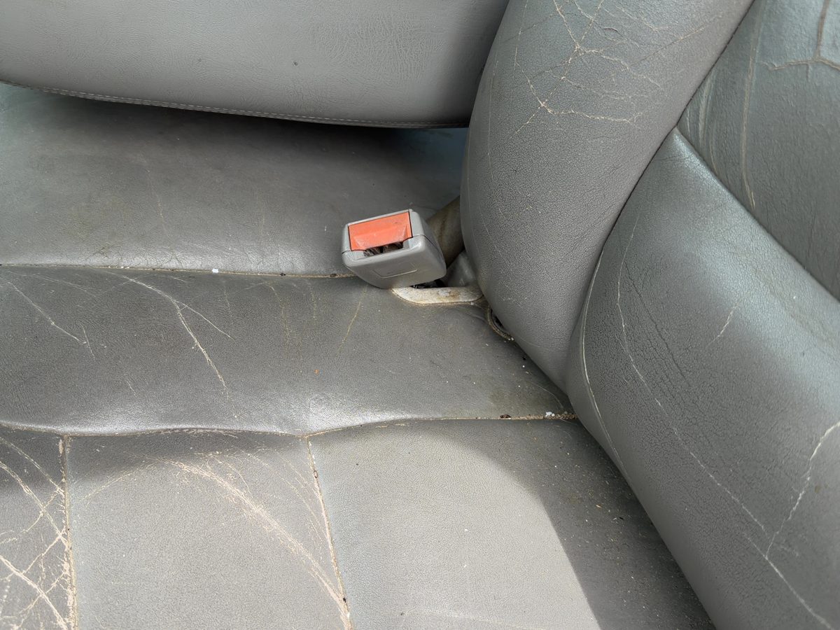 1997 Chevy Silverado 1500 Driver Left Front Seat Belt Buckle Receiver Oem Gray