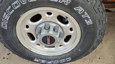 2001 Gmc Sierra 2500 Wheel