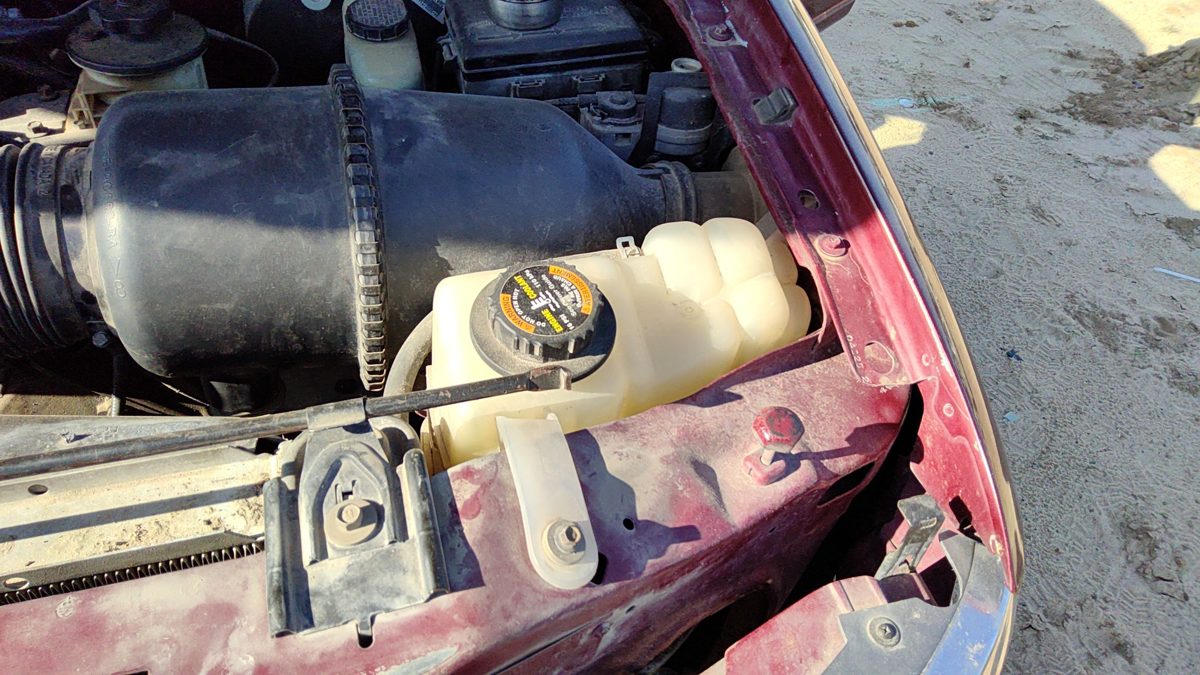 1997 Ford Expedition Coolant Recovery Bottle