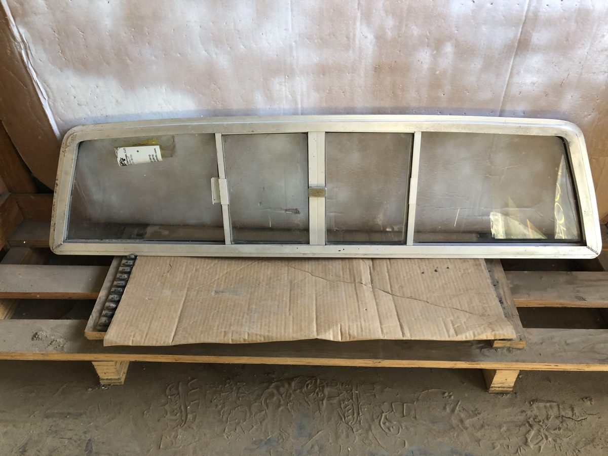1984 Toyota Pickup Back Glass/window