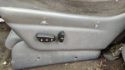 2000 Town & Country Driver Left Side Power Seat Switch With Trim Panel Gray