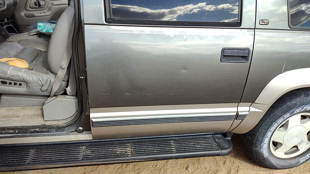 1999 Suburban 1500 Rear Door