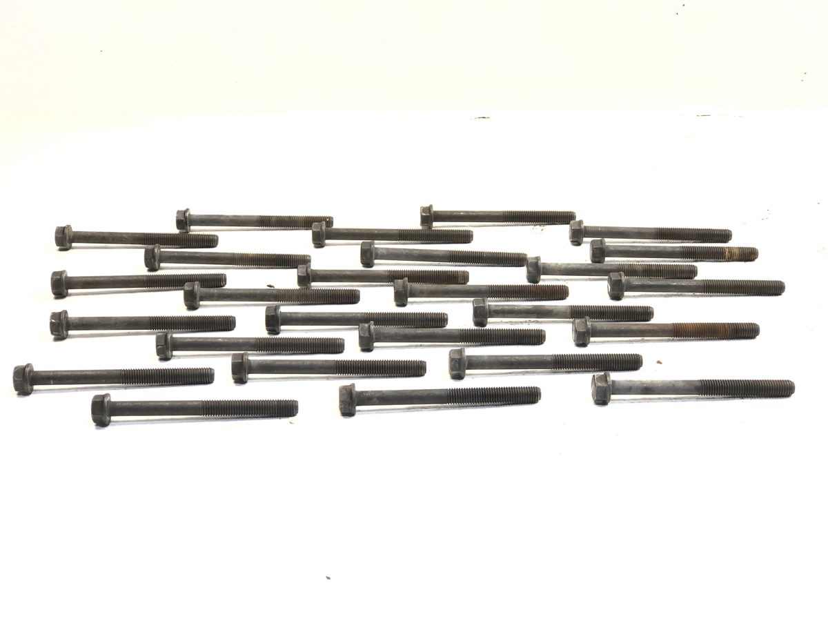 2003 03 Freightliner Set Of 26 Head Bolts Oem 5.9L Cummins 6Bt