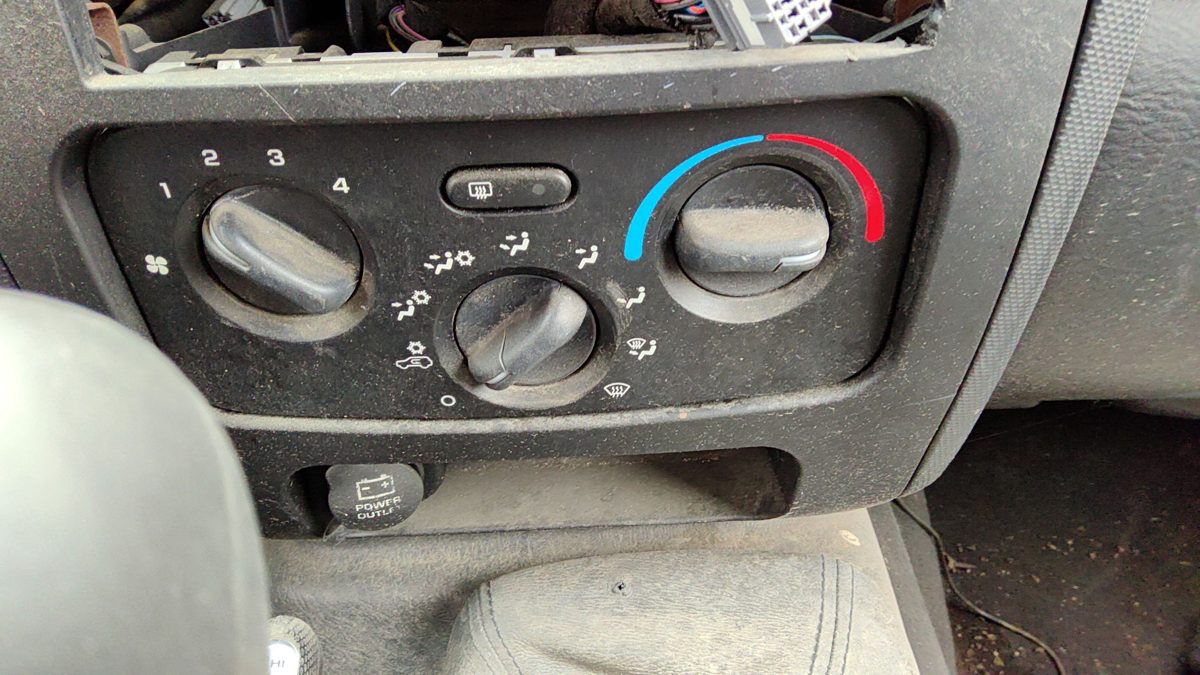 2002 Jeep Liberty Heater A/c Control