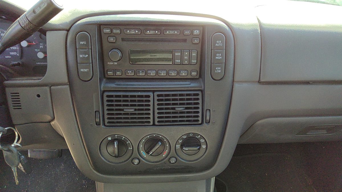 2005 Ford Explorer Trim Bezel Around Radio Surround Dash Panel Oem