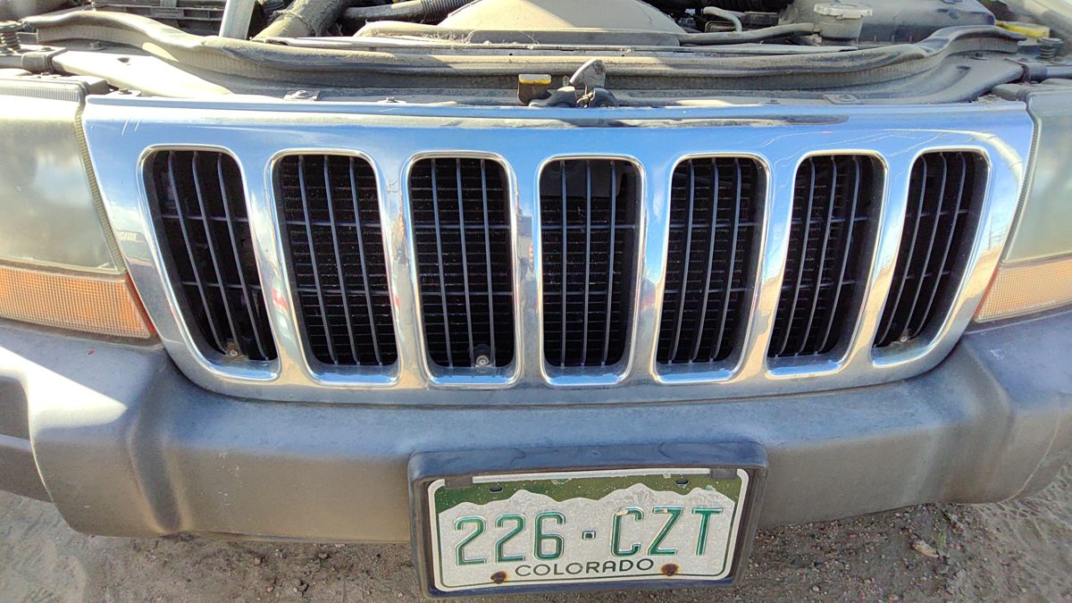 1999-2003 Jeep Grand Cherokee Front Grille Assembly Oem 55155921Ab