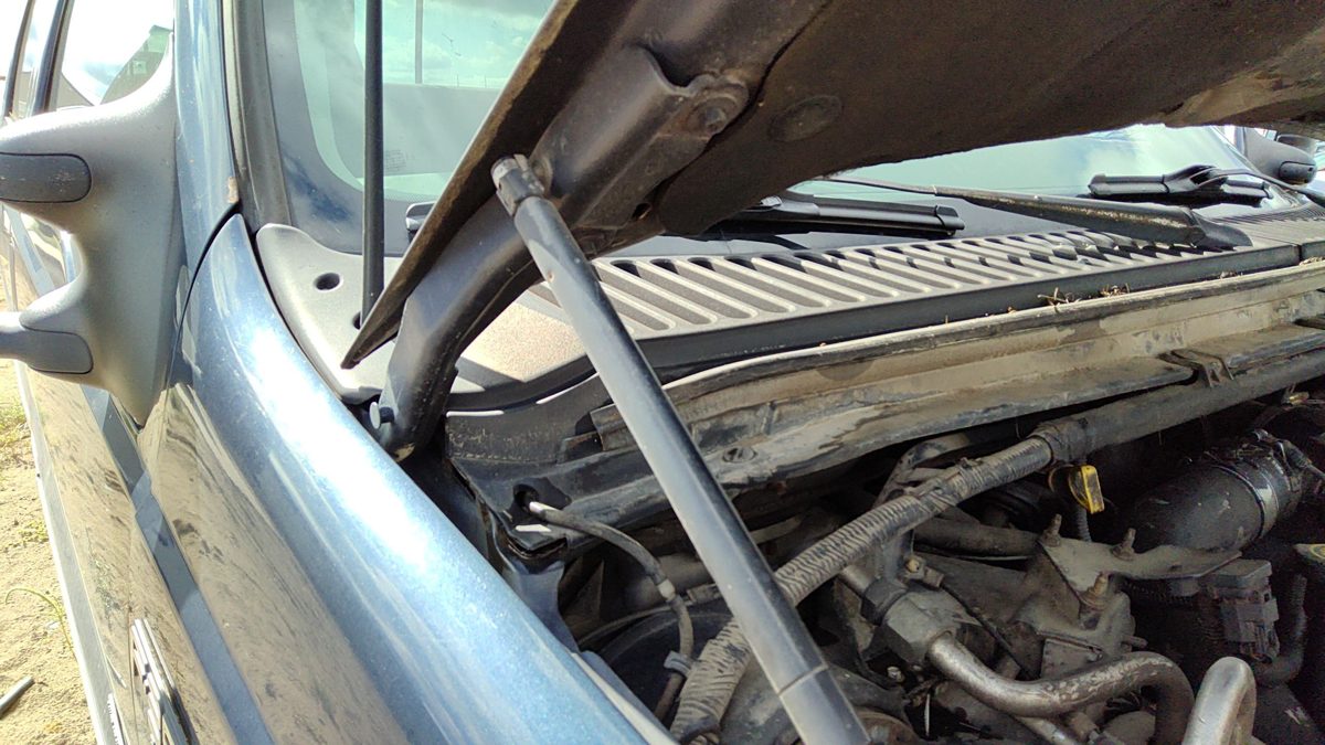 2003 Ford F350 Sd Pickup Hood Hinge