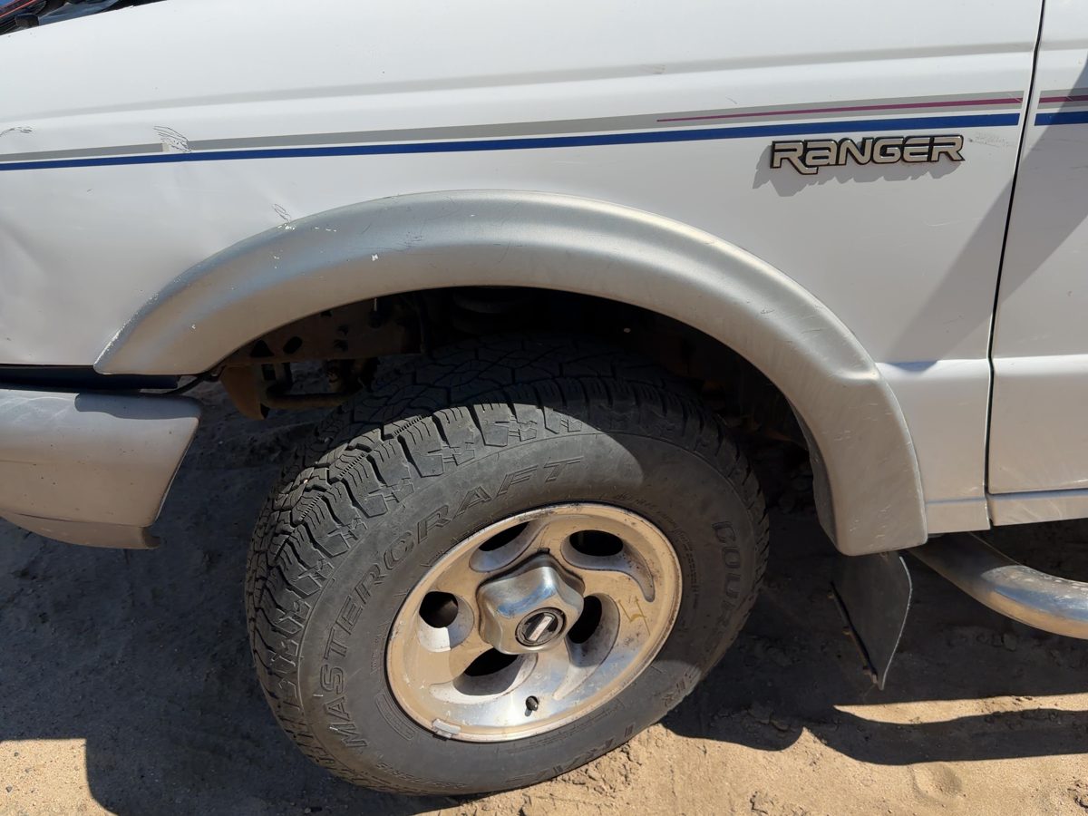 1996 Ford Ranger Wheel Opening Moulding