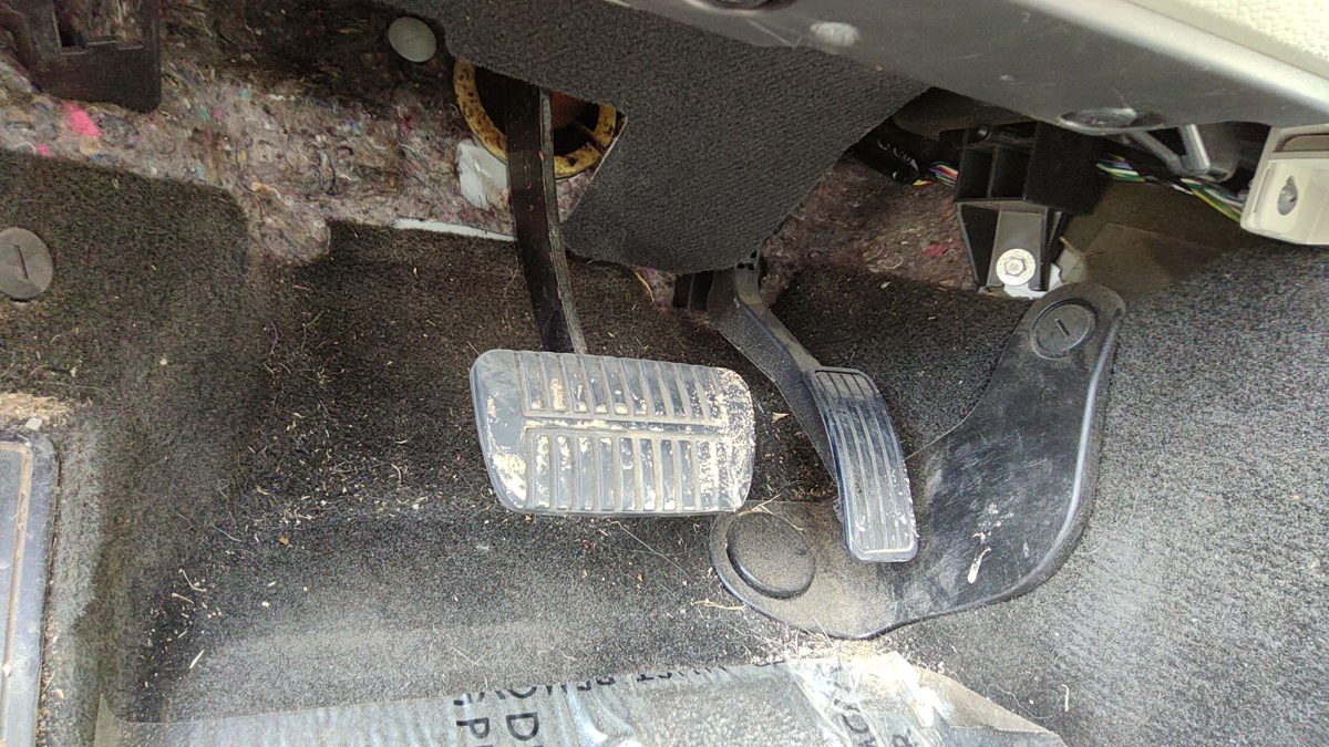 2012 Subaru Legacy Outback Gas And Brake Pedal Assembly Automatic Transmission